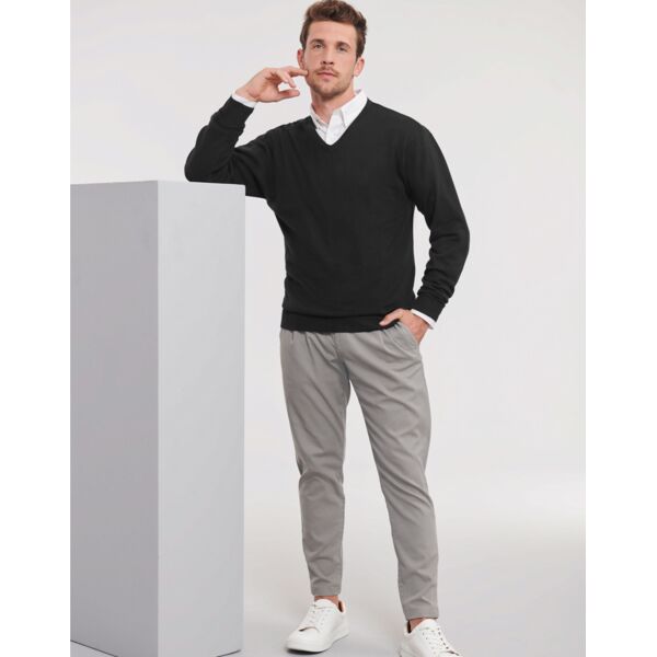 Men's V-Neck Knitted Pullover Thumbnail